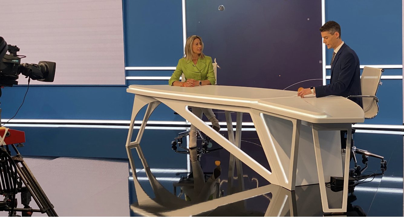 Ángela Roncero en un plató de televisión